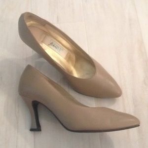 Pageant Heels (interview)